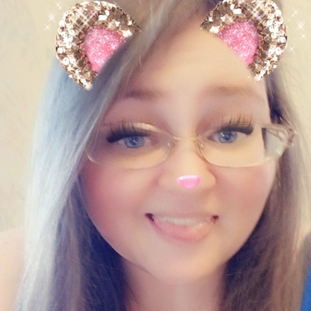 Meet your Posher, Carissa